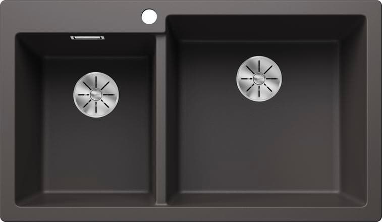 Темная скала